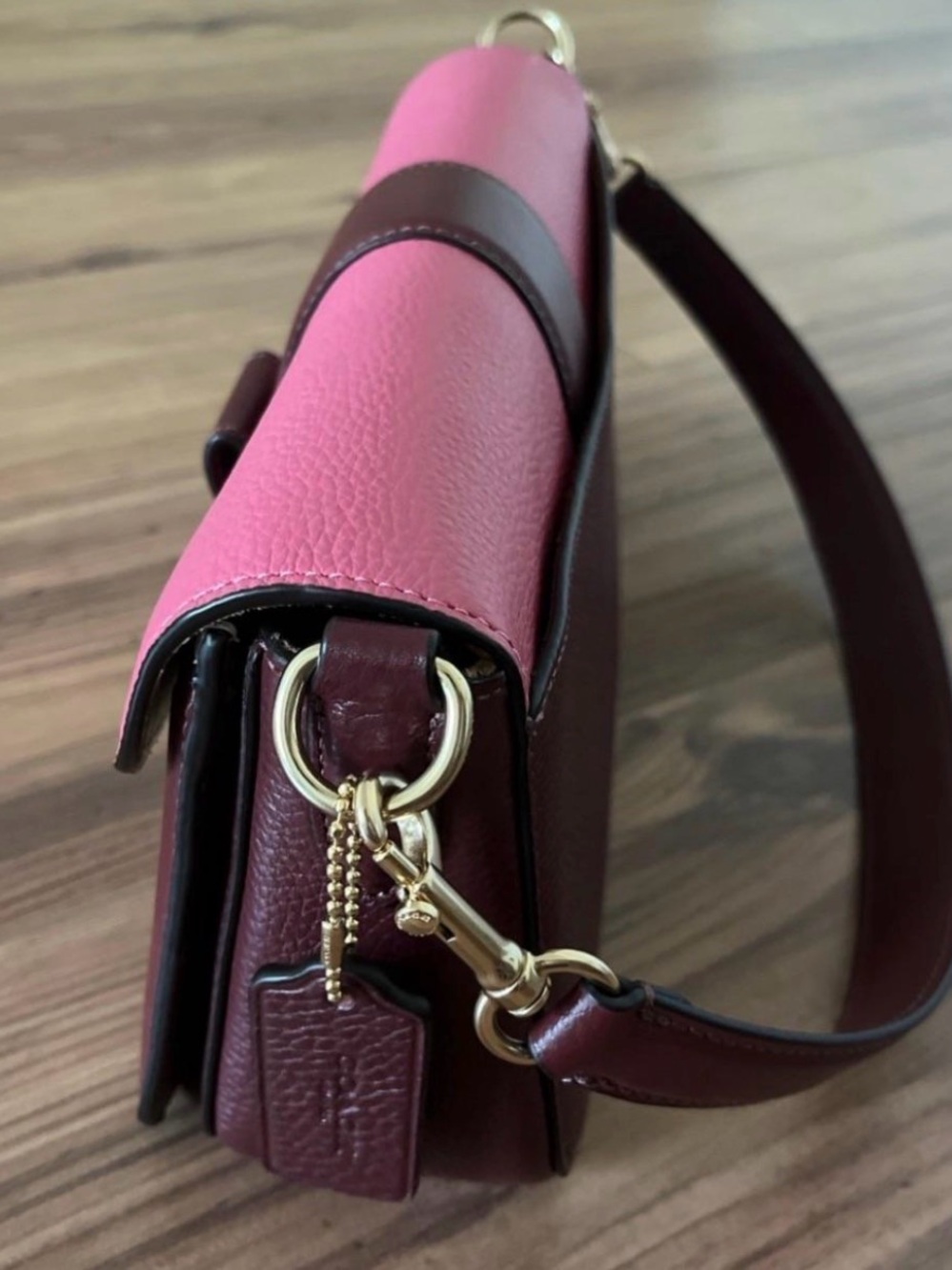 ✨ Beautiful Coach Pink & White Shoulder Bag ✨ 🩷🩷🩷🩷🩷 - Picture 14 of 15